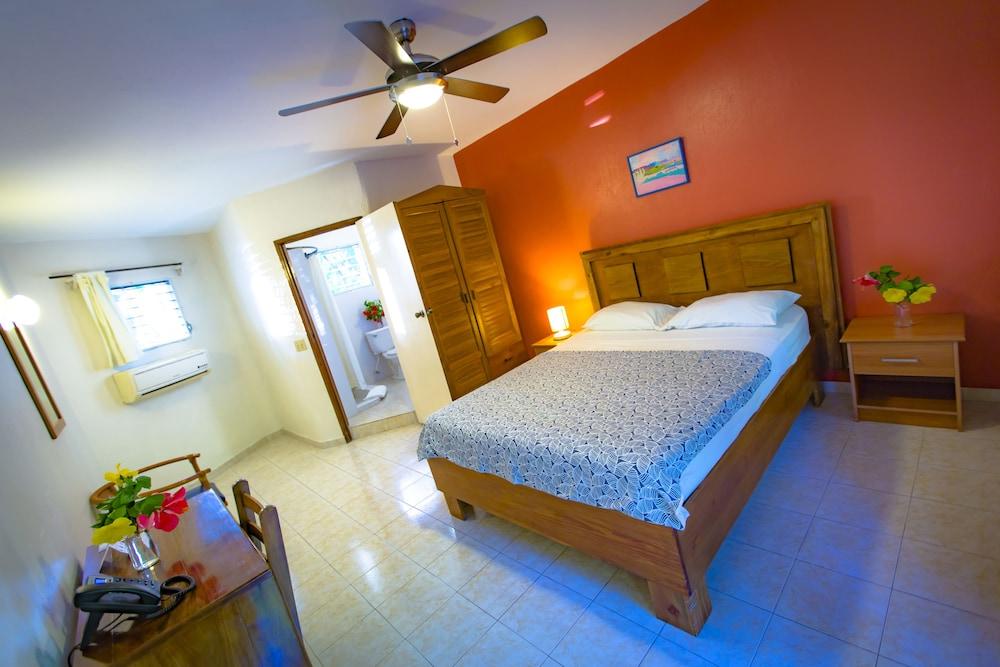 Hotel Restaurant Cyvadier Plage Jacmel Eksteriør billede