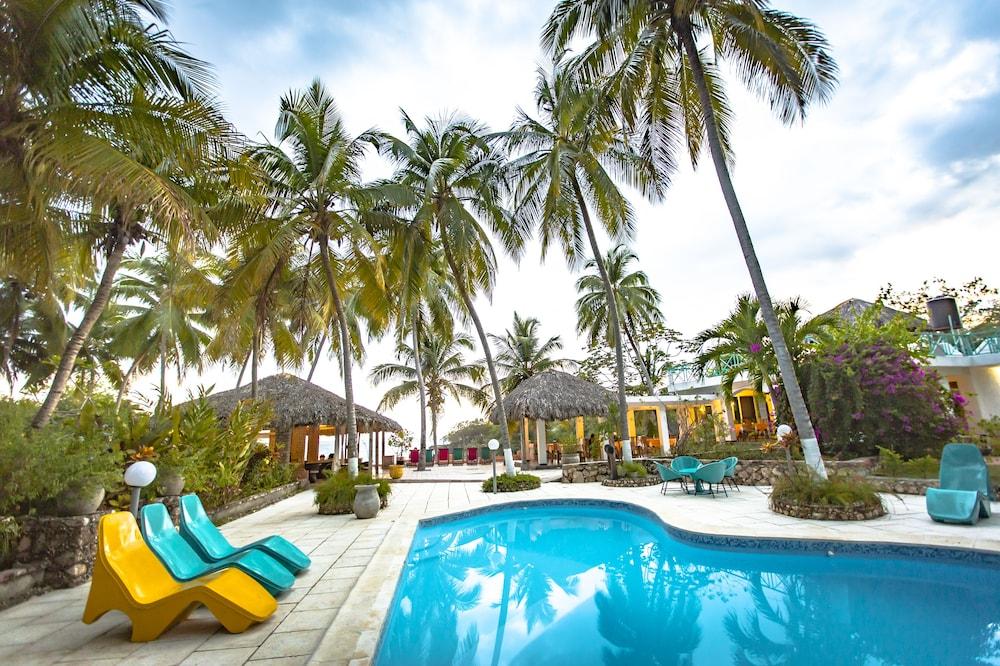 Hotel Restaurant Cyvadier Plage Jacmel Eksteriør billede