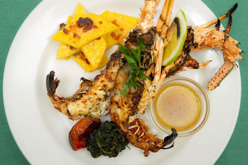 Hotel Restaurant Cyvadier Plage Jacmel Eksteriør billede
