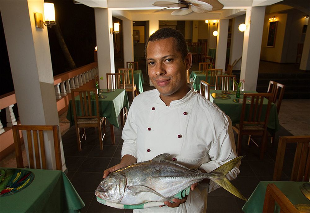 Hotel Restaurant Cyvadier Plage Jacmel Eksteriør billede