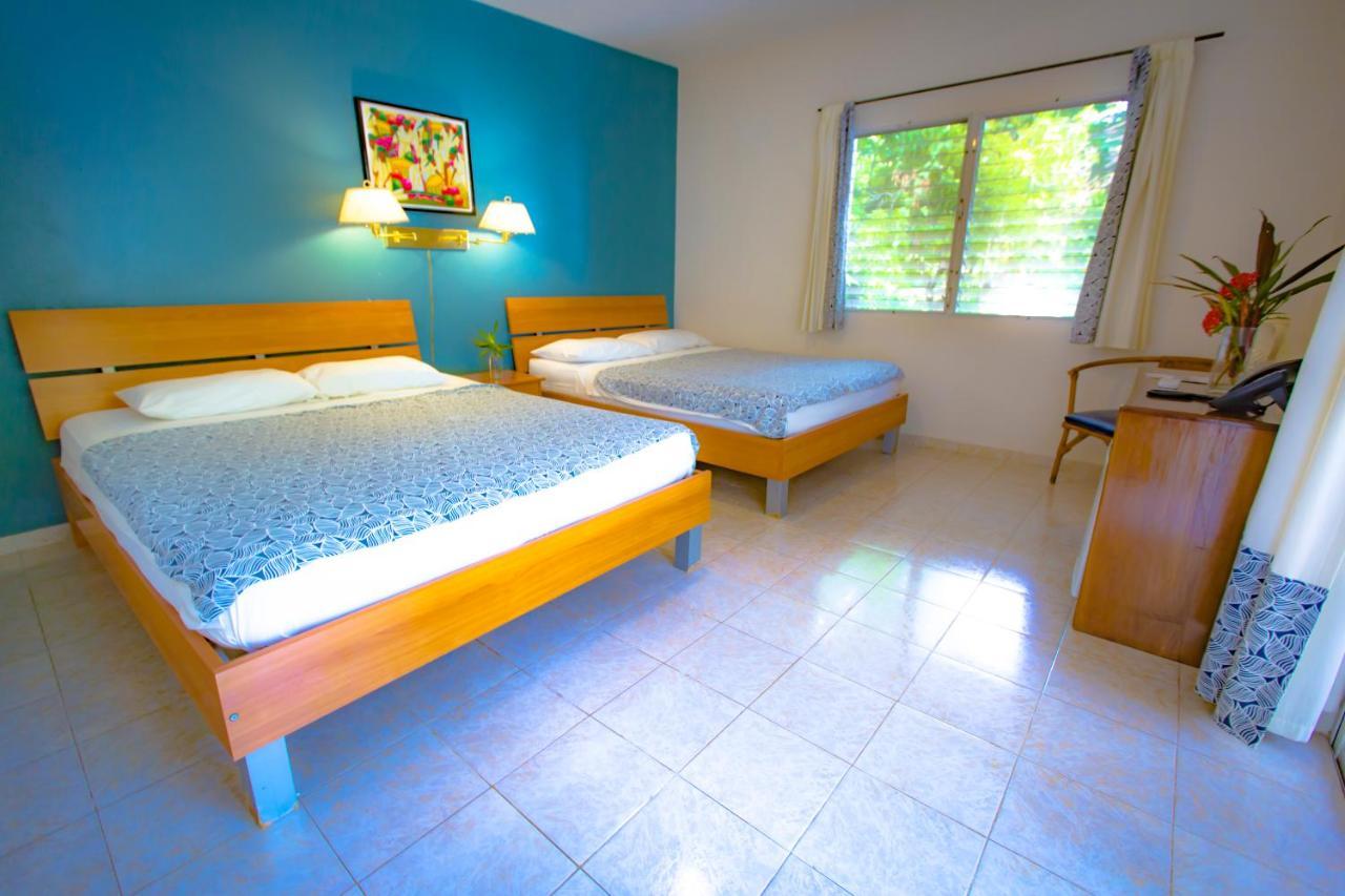 Hotel Restaurant Cyvadier Plage Jacmel Eksteriør billede