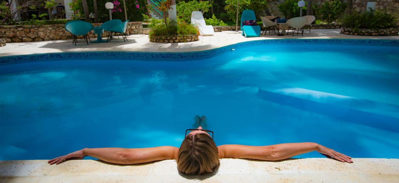 Hotel Restaurant Cyvadier Plage Jacmel Eksteriør billede