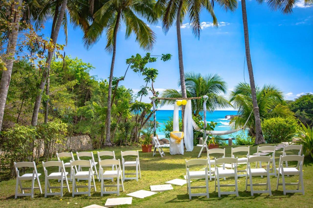 Hotel Restaurant Cyvadier Plage Jacmel Eksteriør billede